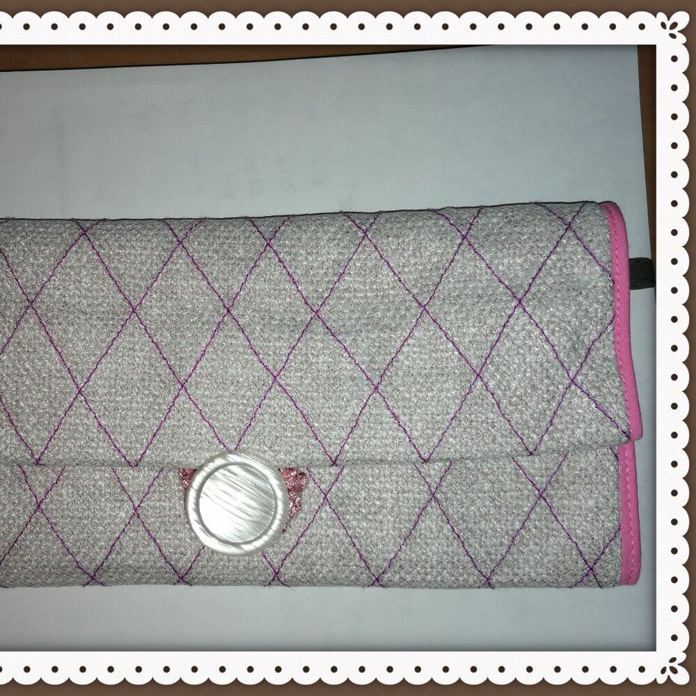 SOFT CREAM CANVAS  PURPLE STITCHES SMALL PURSE LARGE WHITE PEARL BUTTON HANDMADE - Picture 5 of 5